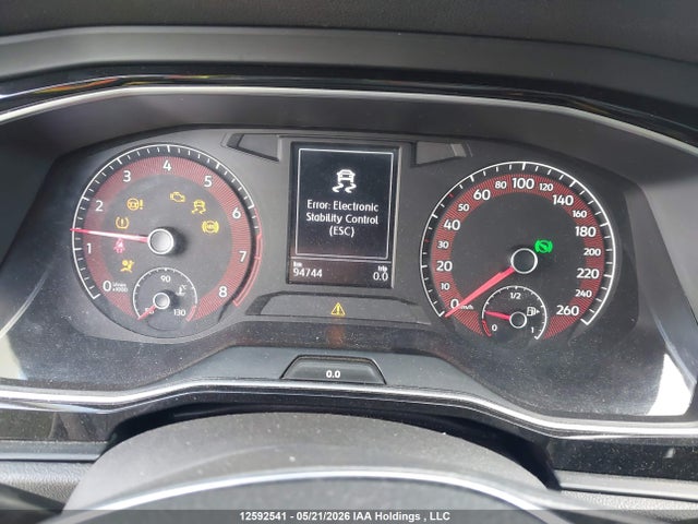 2021 Volkswagen Jetta Highline მანქანა იყიდება აუქციონზე, vin: 3VWE57BU1MM051779, აუქციონის ნომერი: 12592541