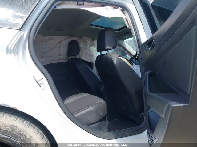 2021 Volkswagen Jetta Highline მანქანა იყიდება აუქციონზე, vin: 3VWE57BU1MM051779, აუქციონის ნომერი: 12592541
