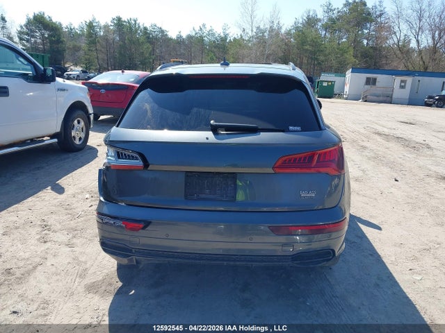 12592545 :رقم المزاد ، WA1FNAFYXL2008317 vin ، 2020 Audi Q5 45 Technik مزاد بيع
