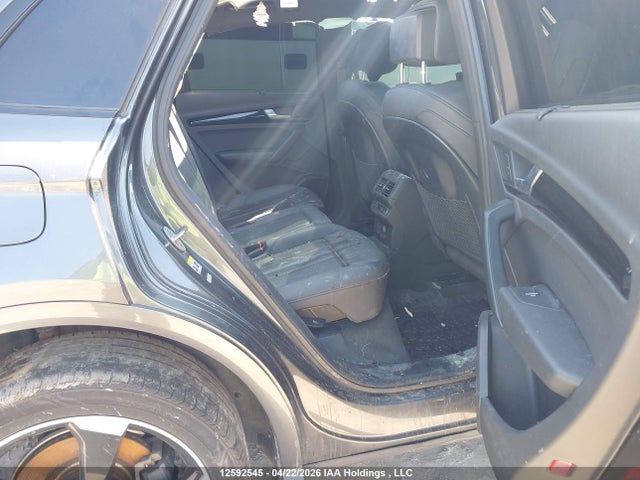 12592545 :رقم المزاد ، WA1FNAFYXL2008317 vin ، 2020 Audi Q5 45 Technik مزاد بيع