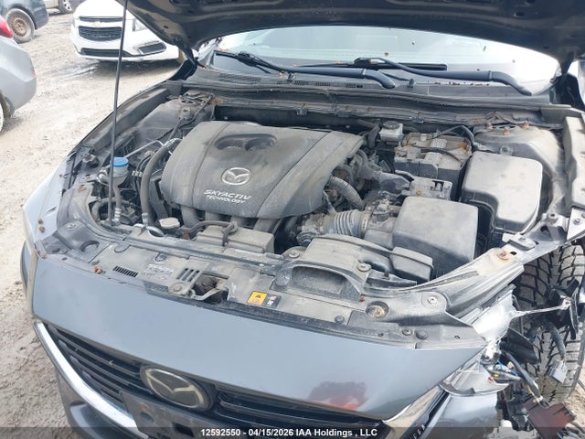 3MZBN1V71JM250512 Mazda Mazda3 50th Anniversary Edition/gs/se