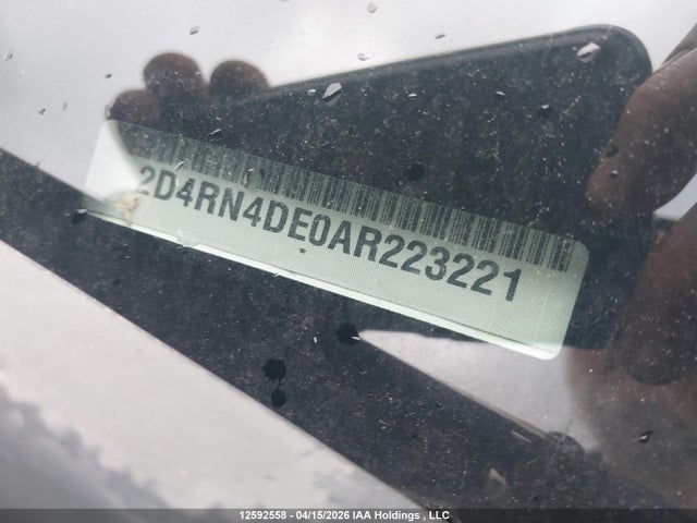 12592558 :رقم المزاد ، 2D4RN4DE0AR223221 vin ، 2010 Dodge Grand Caravan Se مزاد بيع
