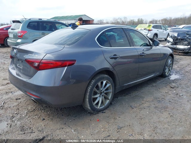 Alfa Romeo Giulia 2017 ZARFAEDN1H7535454 Image 4