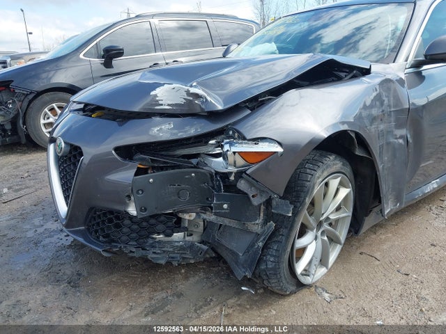 Alfa Romeo Giulia 2017 ZARFAEDN1H7535454 Image 6