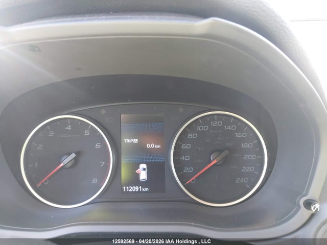 JA4ATUAA8NZ602586 Mitsubishi Eclipse Cross Es