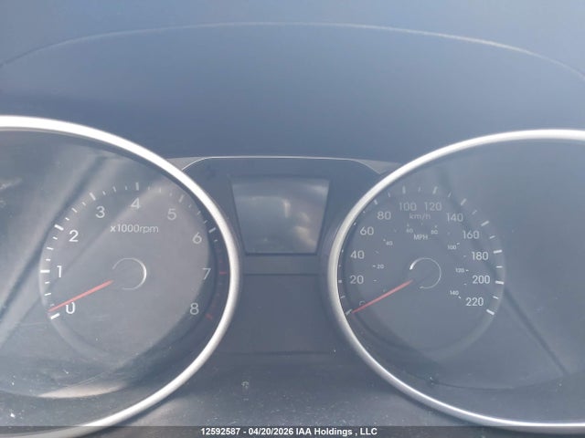KM8JT3AF0FU051429 Hyundai Tucson Gl