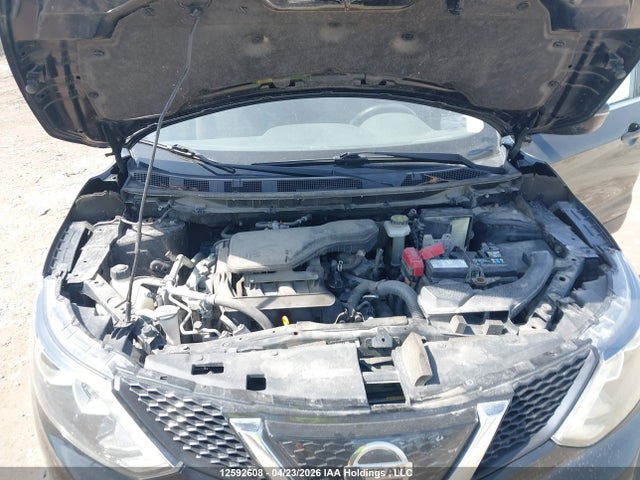 JN1BJ1CP0JW192591 Nissan Qashqai S 4dr2wd