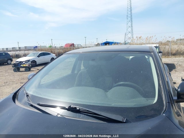 JN1BJ1CP0JW192591 Nissan Qashqai S 4dr2wd