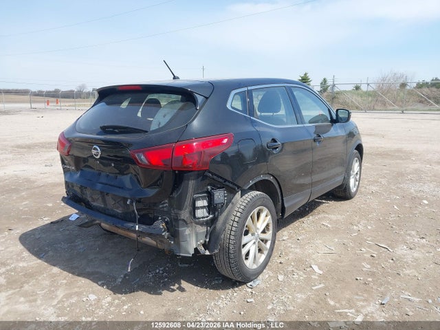 JN1BJ1CP0JW192591 Nissan Qashqai S 4dr2wd