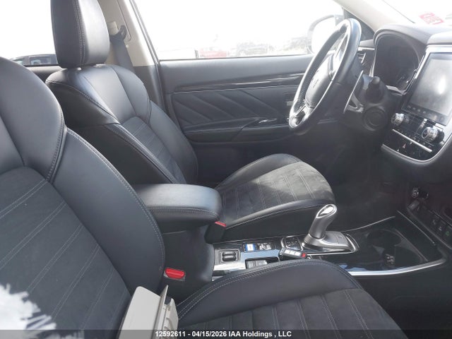 JA4J2VA77NZ616721 Mitsubishi Outlander Sel/le/gt
