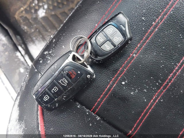 Продажа на аукционе авто 2014 Hyundai Santa Fe Sport 2.0t Se, vin: 5XYZUDLA0EG192173, номер лота: 12592616