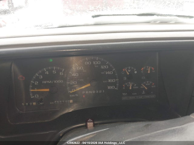 1998 Chevrolet C1500 Cheyenne/silverado მანქანა იყიდება აუქციონზე, vin: 1GCEC19M3WR161200, აუქციონის ნომერი: 12592622