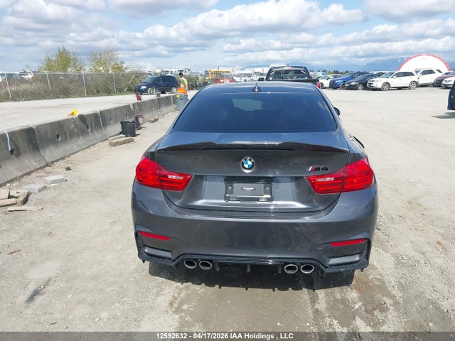 WBS3R9C57GK338579 BMW M4
