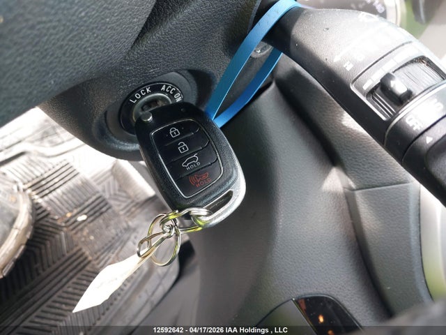 2016 Hyundai Tucson Premium მანქანა იყიდება აუქციონზე, vin: KM8J3CA49GU108095, აუქციონის ნომერი: 12592642