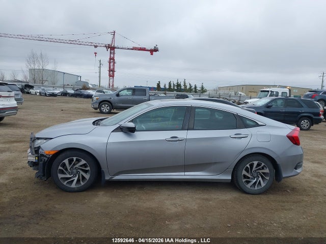 Продажа на аукционе авто 2018 Honda Civic Ex 4dr, vin: 2HGFC2F8XJH020751, номер лота: 12592646