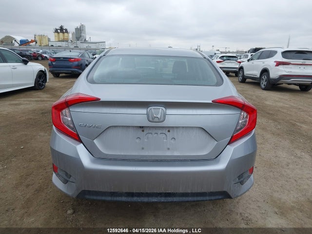 Продажа на аукционе авто 2018 Honda Civic Ex 4dr, vin: 2HGFC2F8XJH020751, номер лота: 12592646