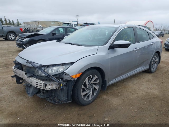 Продажа на аукционе авто 2018 Honda Civic Ex 4dr, vin: 2HGFC2F8XJH020751, номер лота: 12592646