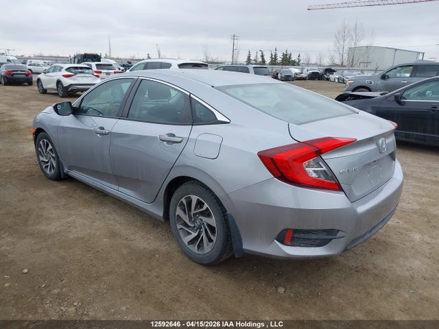 Продажа на аукционе авто 2018 Honda Civic Ex 4dr, vin: 2HGFC2F8XJH020751, номер лота: 12592646