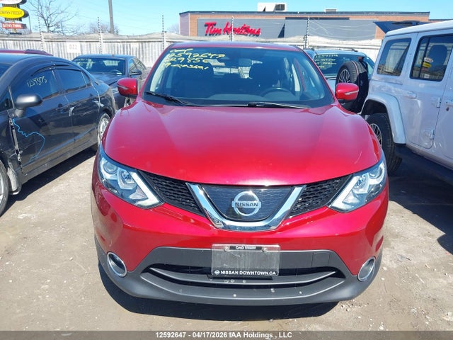 JN1BJ1CP8KW229856 Nissan Qashqai S 4dr2wd