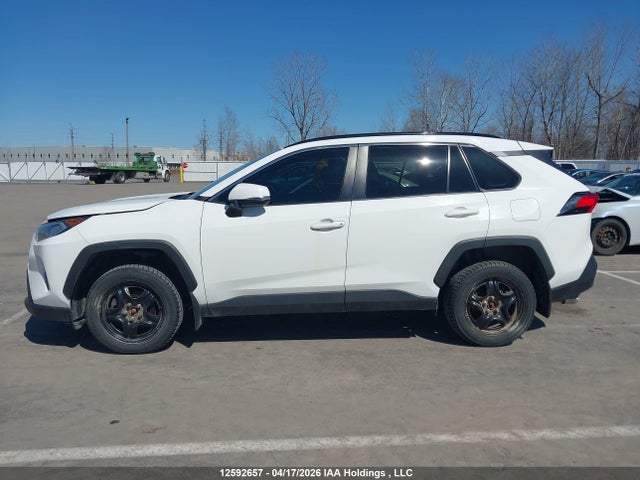 2T3R1RFV5KW034588 Toyota Rav4 Xle