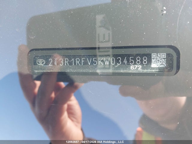2T3R1RFV5KW034588 Toyota Rav4 Xle