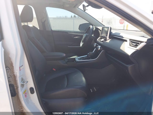 2T3R1RFV5KW034588 Toyota Rav4 Xle
