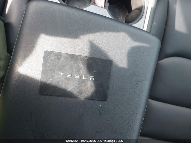 2022 Tesla Model Y მანქანა იყიდება აუქციონზე, vin: 7SAYGDEF1NF518598, აუქციონის ნომერი: 12592661