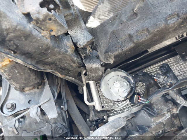 KM8SNDHF4HU241375 Hyundai Santa Fe Se/limited