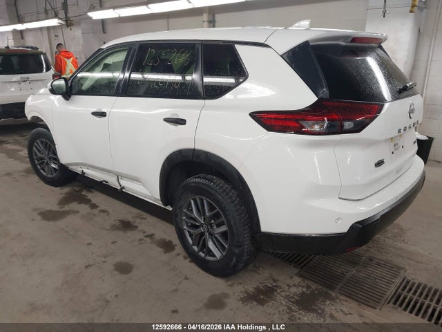 JN8BT3AB5RW420790 Nissan ROGUE S