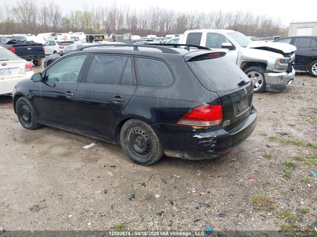 12592674 :رقم المزاد ، 3VWKX7AJ8AM676177 vin ، 2010 Volkswagen Jetta S مزاد بيع