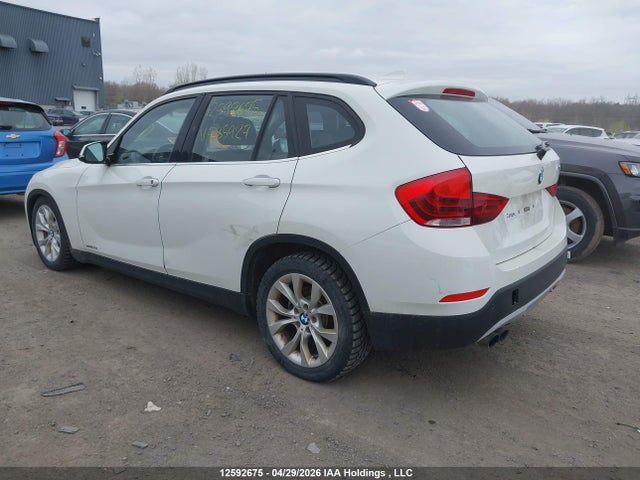 Продажа на аукционе авто 2013 Bmw X1 Xdrive28i, vin: WBAVL1C53DVR85927, номер лота: 12592675