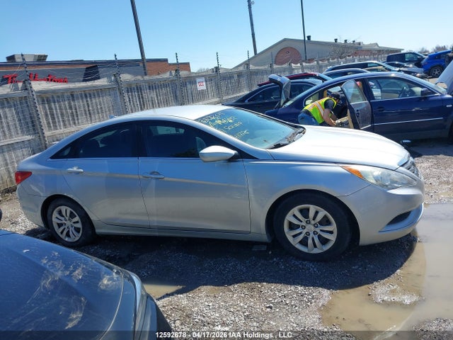 Продажа на аукционе авто 2011 Hyundai Sonata, vin: 5NPEB4AC6BH195432, номер лота: 12592678