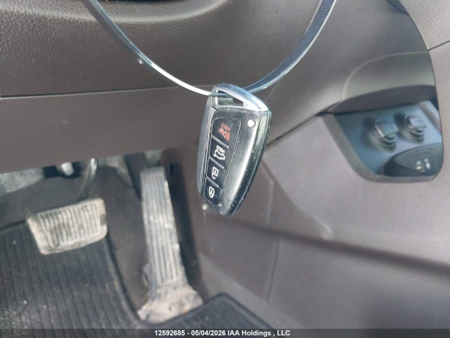 5XYZUDLA9HG434303 Hyundai SANTA FE SPORT