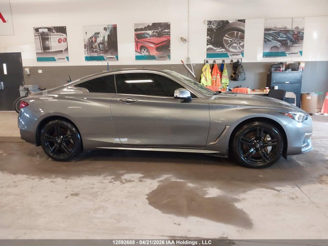 JN1EV7EL7JM391924 Infiniti Q60 Luxe 300/sport 300