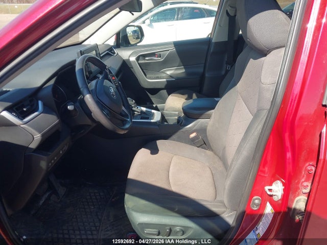 12592692 :رقم المزاد ، 2T3R1RFV5KW050273 vin ، 2019 Toyota Rav4 Xle مزاد بيع