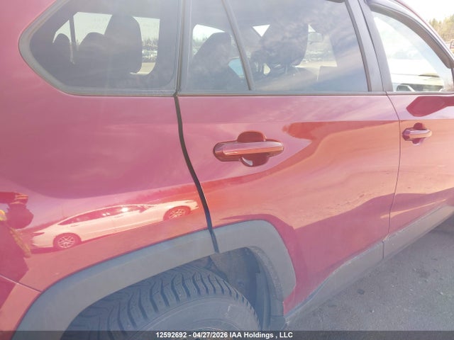 12592692 :رقم المزاد ، 2T3R1RFV5KW050273 vin ، 2019 Toyota Rav4 Xle مزاد بيع