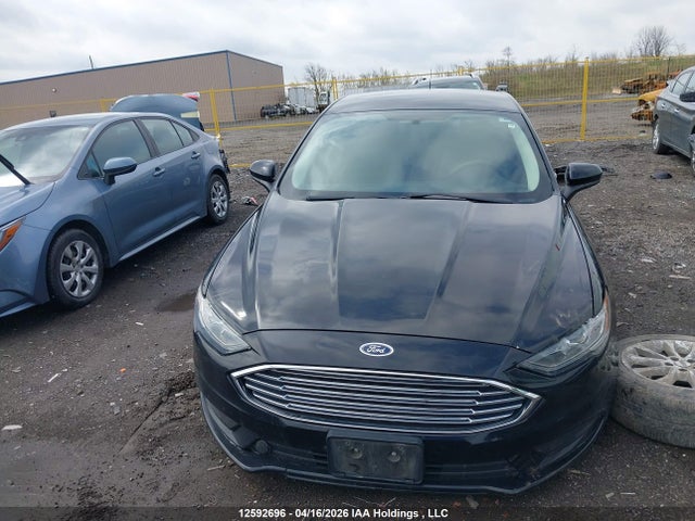 Продажа на аукционе авто 2017 Ford Fusion Hybrid Se, vin: 3FA6P0LU6HR352456, номер лота: 12592696