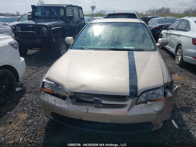 12592708 :رقم المزاد ، 1HGCG5678YA141495 vin ، 2000 Honda Accord Special Edition مزاد بيع