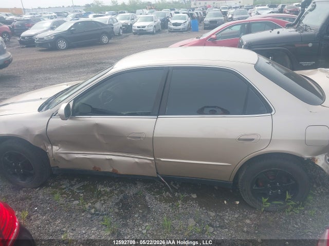 12592708 :رقم المزاد ، 1HGCG5678YA141495 vin ، 2000 Honda Accord Special Edition مزاد بيع