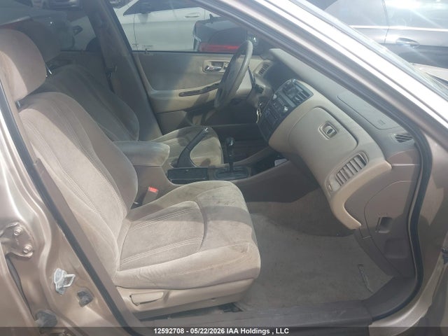 12592708 :رقم المزاد ، 1HGCG5678YA141495 vin ، 2000 Honda Accord Special Edition مزاد بيع
