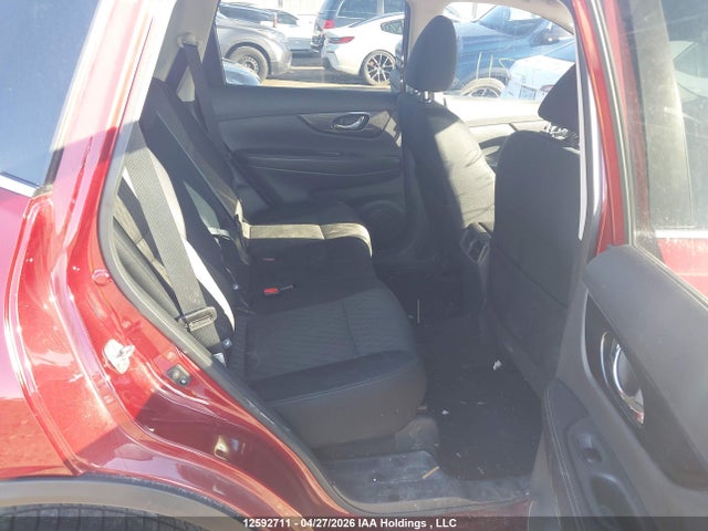 5N1AT2MV1JC748233 Nissan Rogue Sv/sl