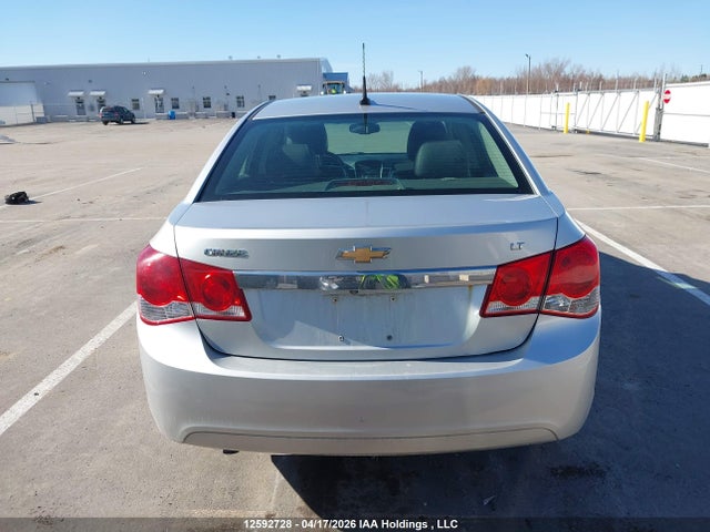 1G1PE5SB6E7422244 Chevrolet Cruze