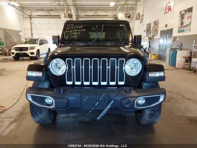 1C4HJXEG3LW134467 Jeep Wrangler Unlimited Sahara