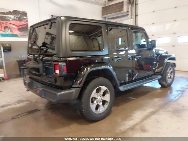 1C4HJXEG3LW134467 Jeep Wrangler Unlimited Sahara