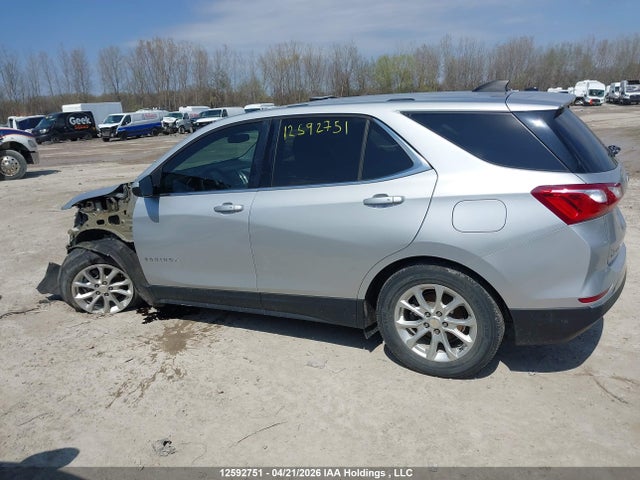 2GNAXJEV8J6118162 Chevrolet EQUINOX LT