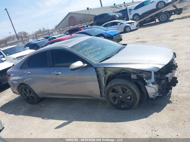 KMHLM4AG3PU603401 Hyundai Elantra