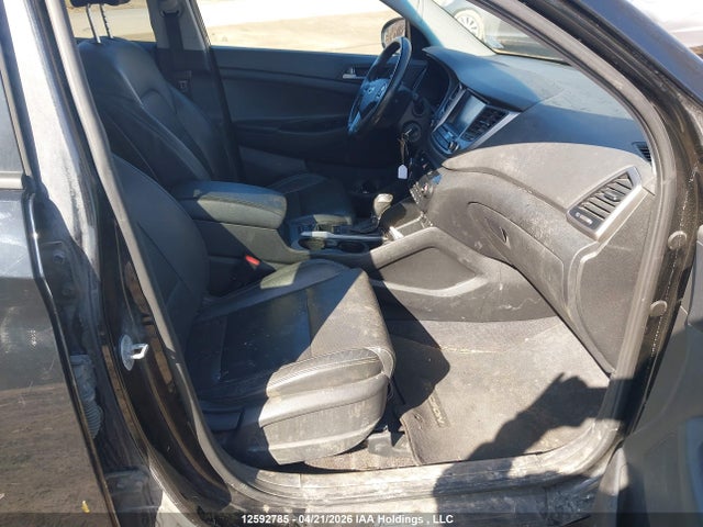 Продажа на аукционе авто 2018 Hyundai Tucson Limited/sport And Eco/se, vin: KM8J3CA45JU829148, номер лота: 12592785