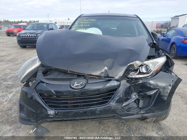 KM8JTCAFXFU076127 Hyundai TUCSON GLS