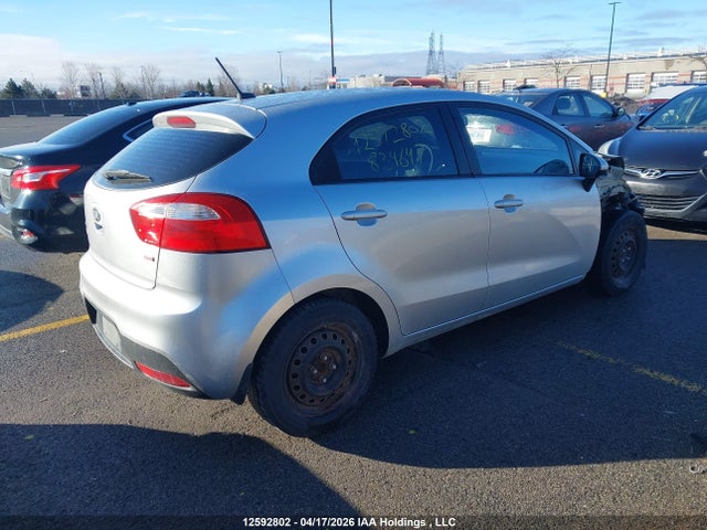 12592802 :رقم المزاد ، KNADM5A35D6834647 vin ، 2013 Kia Rio Lx مزاد بيع