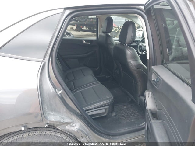 1FMCU9H67NUA49674 Ford ESCAPE SEL